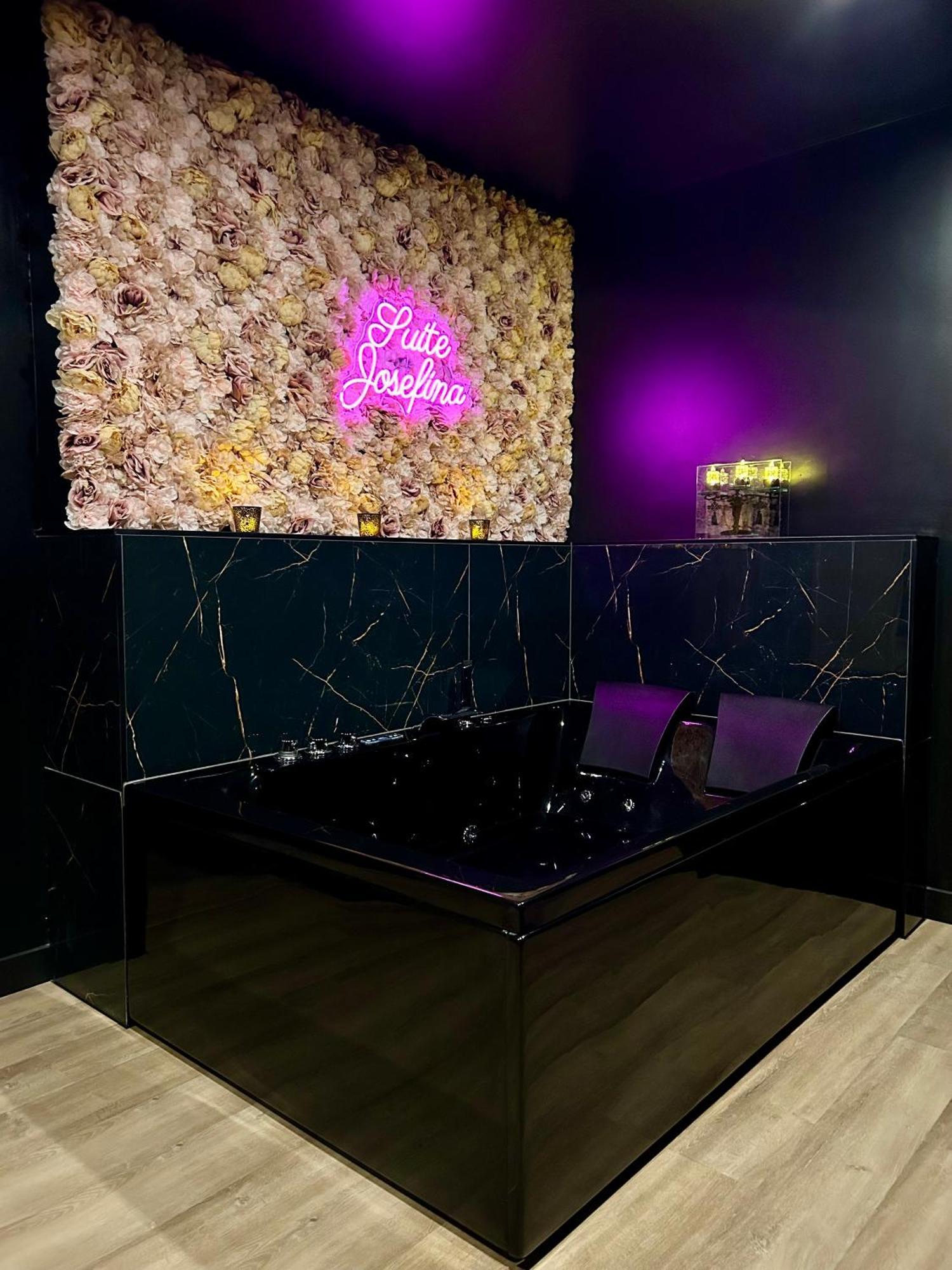 Suite Josefina - Spa&Sauna - Au Coeur De La Route Des Vins Rorschwihr Kültér fotó